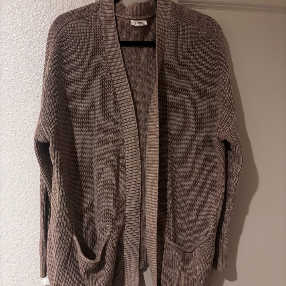 a.n.a Ribbed Knit Cardigan in Tan